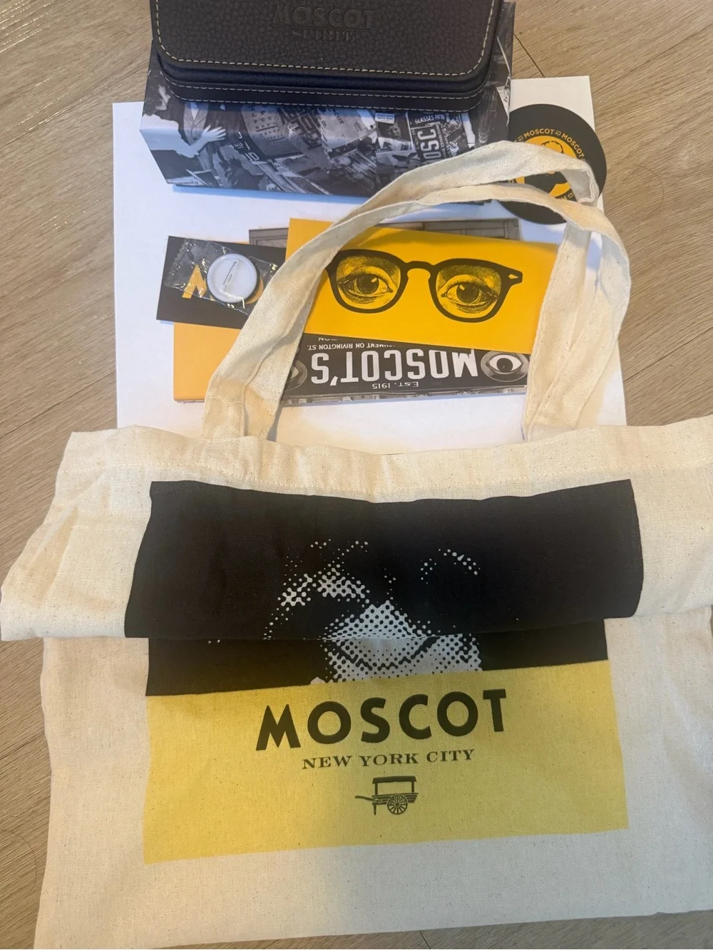 Moscot sunglass , Dahven, Matt black frame , Cabernet Lense : 44 See receipt.
